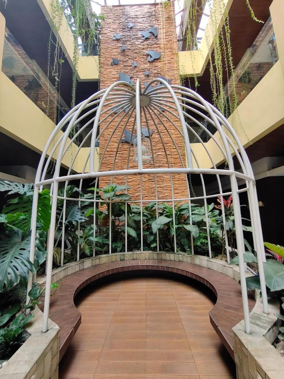 Sweet Garden Guest House Malang Kültér fotó